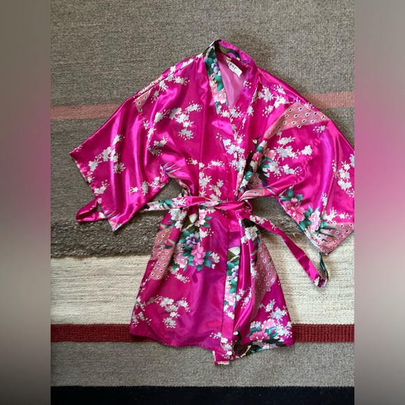 Kimono robe - Picture 5 of 5